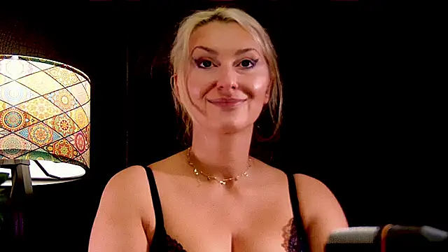 LeticiaReys online show from 11-06-25, 05:47