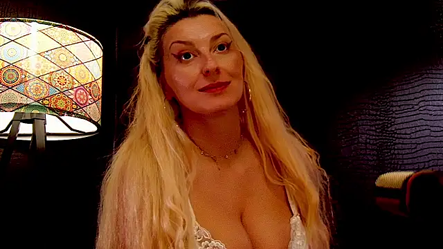 LeticiaReys online show from 01-14-26, 03:28