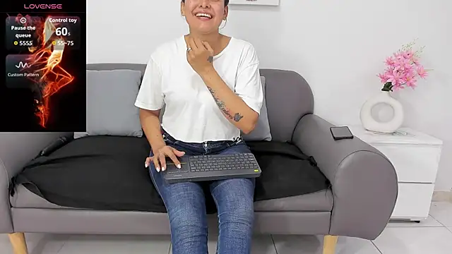 susan hotmilf online show from 10-22-25, 11:32