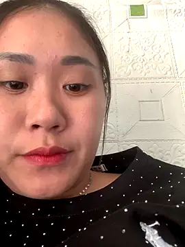 Misu-u online show from 10-28-25, 02:15