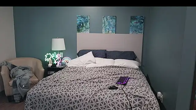 Snapshot of Fuck-Buddy-4U chatting on 01-31-26, 07:34 Fuck-Buddy-4U online show from 01-31-26, 07:34