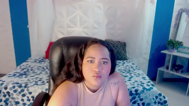 Snapshot of ririlennox chatting on 10-16-25, 11:55 ririlennox online show from 10-16-25, 11:55