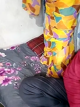 Sexy Riya Bhabhi online show from 11-26-25, 06:20