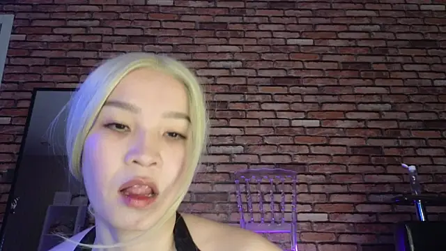 saya li1 online show from 11-01-25, 10:12