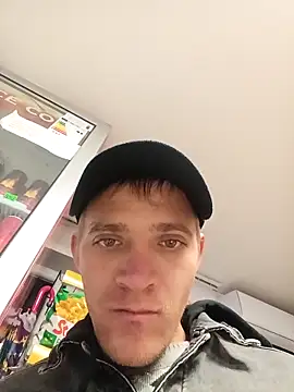 Snapshot of _Gabriela_5Live chatting on 10-24-25, 05:09  Gabriela 5Live online show from 10-24-25, 05:09