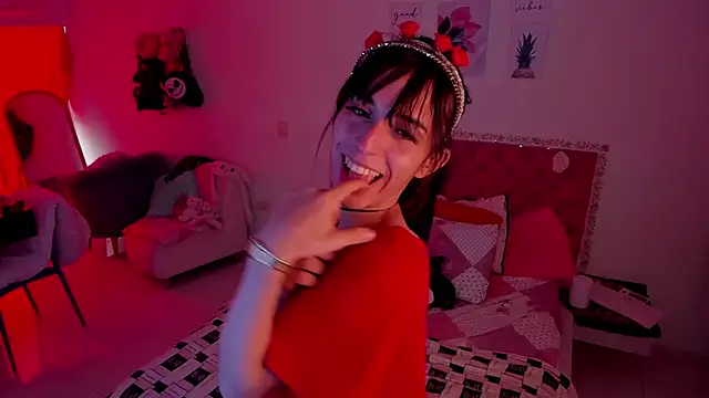 Snapshot of KittyChannel_ chatting on 11-20-25, 07:46 KittyChannel online show from 11-20-25, 07:46