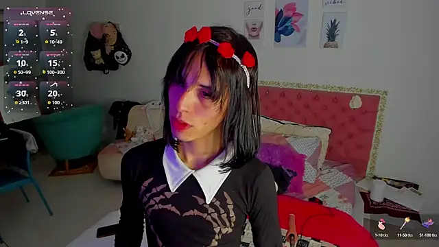 Snapshot of KittyChannel_ chatting on 11-28-25, 03:31 KittyChannel online show from 11-28-25, 03:31