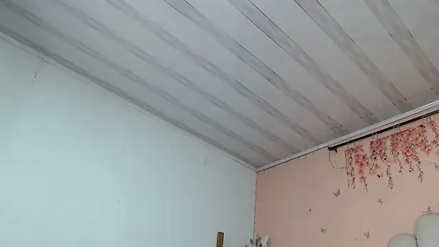 SweetRenata  online show from 10-26-25, 11:16