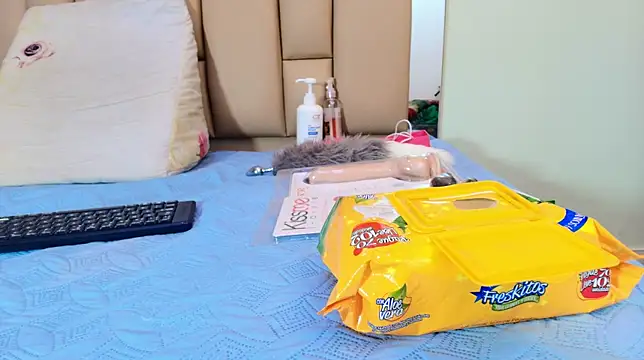 hannah teehn online show from 11-13-25, 07:13