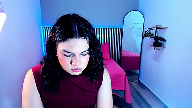 Snapshot of Little_Alli chatting on 12-16-25, 12:59 Little Alli online show from 12-16-25, 12:59