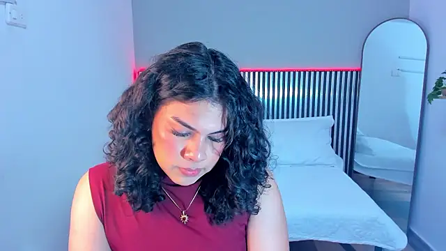 Snapshot of Little_Alli chatting on 01-08-26, 12:02 Little Alli online show from 01-08-26, 12:02