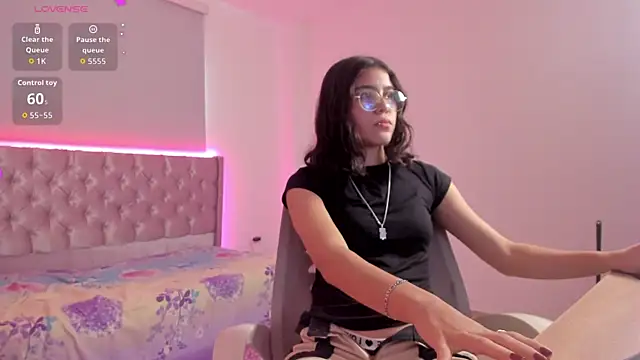 beiby glow online show from 10-11-25, 12:58