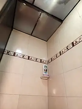 Scarlet Aura online show from 11-20-25, 10:31