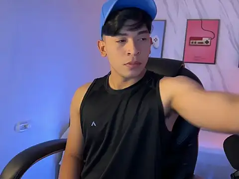 Snapshot of David_Nova chatting on 11-09-25, 11:30 David Nova online show from 11-09-25, 11:30