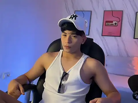 David Nova online show from 11-16-25, 02:44