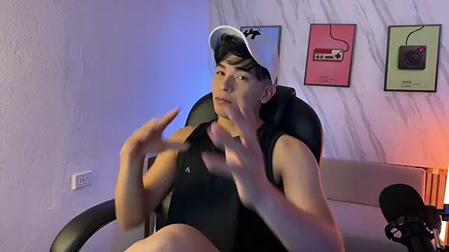 David Nova online show from 11-26-25, 01:01