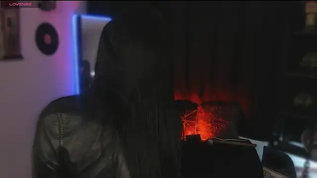 Snapshot of miiaa_stone chatting on 10-20-25, 04:57 miiaa stone online show from 10-20-25, 04:57