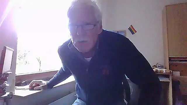 super-snoopy online show from 11-02-25, 09:00