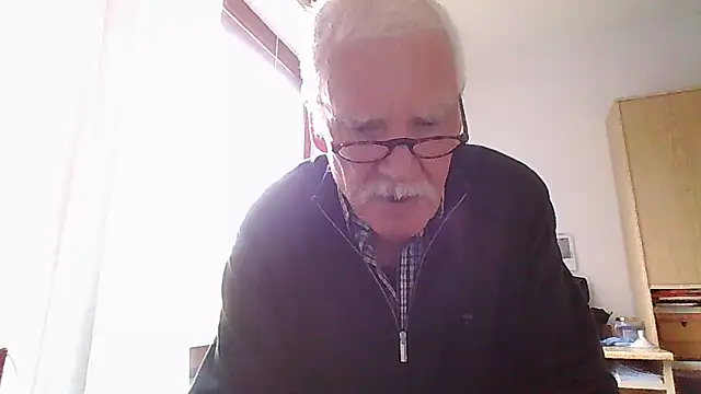 super-snoopy online show from 04-06-26, 08:48