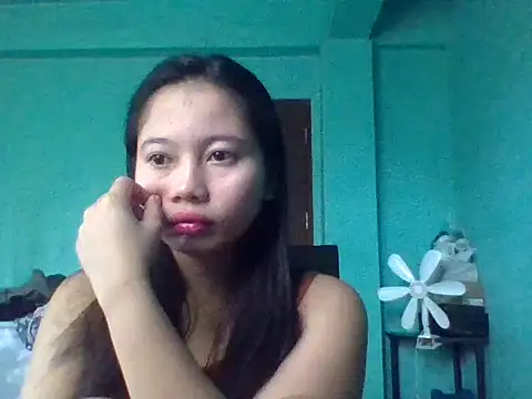 Baby girl0516 online show from 10-13-25, 02:22