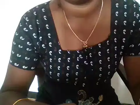 Tamilmallu-duskygirl03 online show from 10-25-25, 08:11