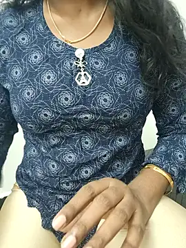 Tamilmallu-duskygirl03 online show from 11-10-25, 07:40