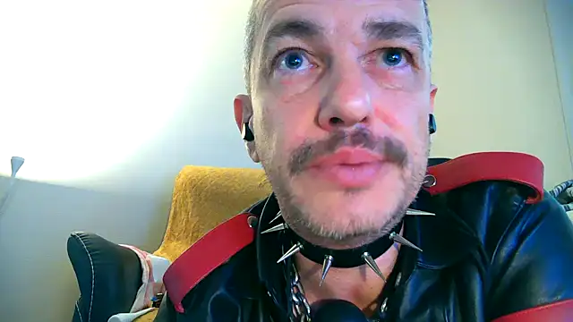 Nyctalopie8579 online show from 11-09-25, 11:19