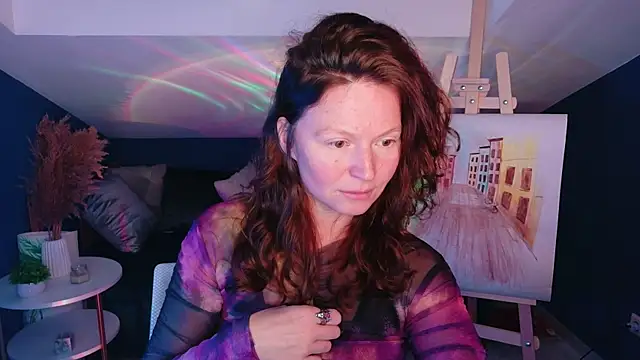 AuroraBorealis   online show from 10-17-25, 07:00