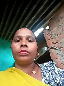 Snapshot of Rt_shreya chatting on 11-04-25, 11:20 Rt shreya online show from 11-04-25, 11:20