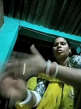 Snapshot of Rt_shreya chatting on 11-05-25, 01:00 Rt shreya online show from 11-05-25, 01:00