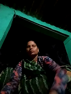 Snapshot of Rt_shreya chatting on 11-08-25, 12:38 Rt shreya online show from 11-08-25, 12:38