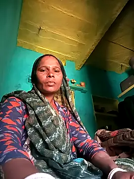 Snapshot of Rt_shreya chatting on 11-09-25, 05:17 Rt shreya online show from 11-09-25, 05:17