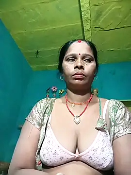 Snapshot of Rt_shreya chatting on 11-15-25, 12:19 Rt shreya online show from 11-15-25, 12:19