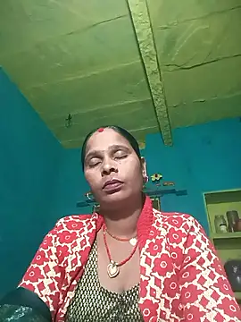 Snapshot of Rt_shreya chatting on 11-18-25, 03:49 Rt shreya online show from 11-18-25, 03:49