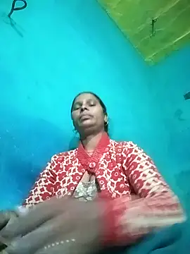 Snapshot of Rt_shreya chatting on 11-23-25, 03:06 Rt shreya online show from 11-23-25, 03:06