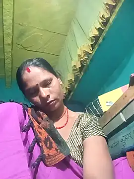 Snapshot of Rt_shreya chatting on 11-29-25, 11:52 Rt shreya online show from 11-29-25, 11:52