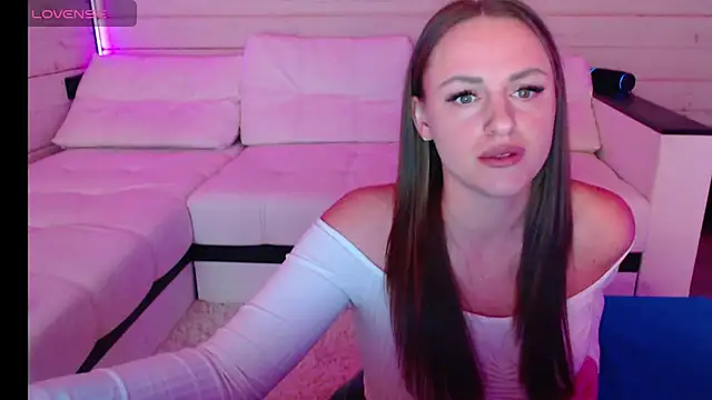 Snapshot of CandyBunie chatting on 02-17-26, 02:52 CandyBunie online show from 02-17-26, 02:52