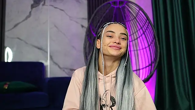 Snapshot of RachelRavee chatting on 10-26-25, 05:13 RachelRavee online show from 10-26-25, 05:13