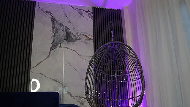 Snapshot of RachelRavee chatting on 11-20-25, 05:18 RachelRavee online show from 11-20-25, 05:18