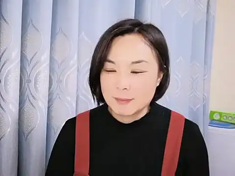 Snapshot of Yufa-258 chatting on 10-21-25, 12:39 Yufa-258 online show from 10-21-25, 12:39