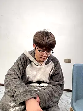 KK-cuteboy online show from 11-09-25, 11:08