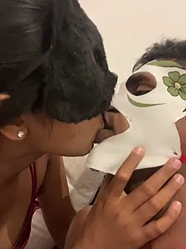 Nora-2003 online show from 02-25-26, 03:21