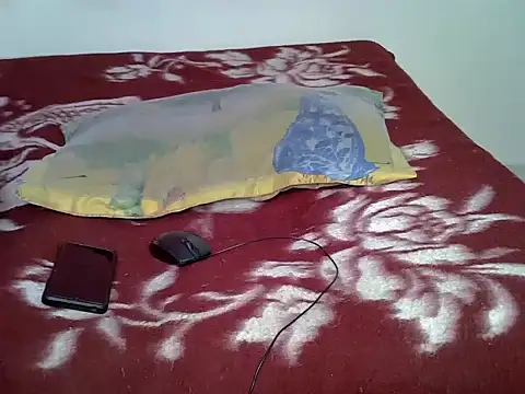 Snapshot of Barbienigel chatting on 12-01-25, 09:20 Barbienigel online show from 12-01-25, 09:20