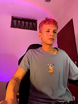 tylernova online show from 11-14-25, 03:27