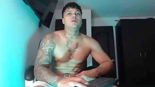 Boyhot 00 online show from 10-10-25, 08:19