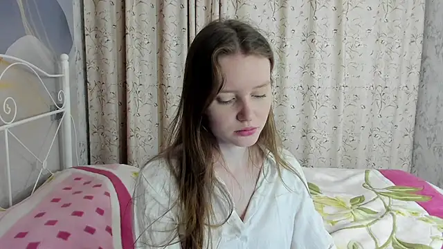 Snapshot of SunRinglein chatting on 03-01-26, 08:00 SunRinglein online show from 03-01-26, 08:00