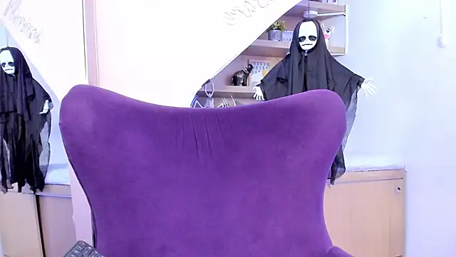 Snapshot of Sasha_Grace chatting on 10-25-25, 01:07 Sasha Grace online show from 10-25-25, 01:07