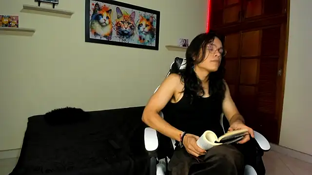 tom 1945 online show from 12-21-25, 07:59