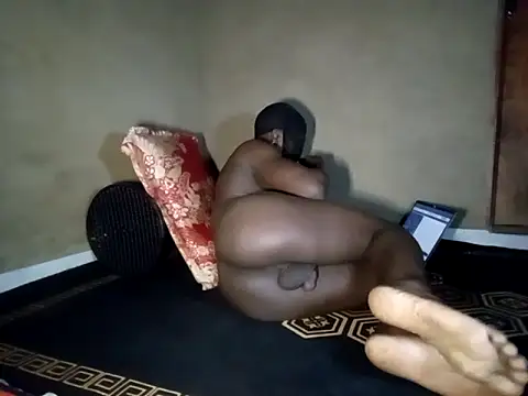 Snapshot of Sugar_DBoy chatting on 11-03-25, 08:54 Sugar DBoy online show from 11-03-25, 08:54