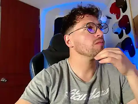 kurt xx online show from 12-20-25, 02:07